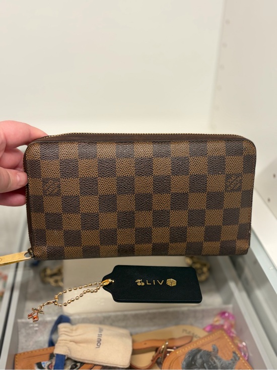 Louis Vuitton Handbags - Louis Vuitton Damier Ebene Zippy Organizer Wallet